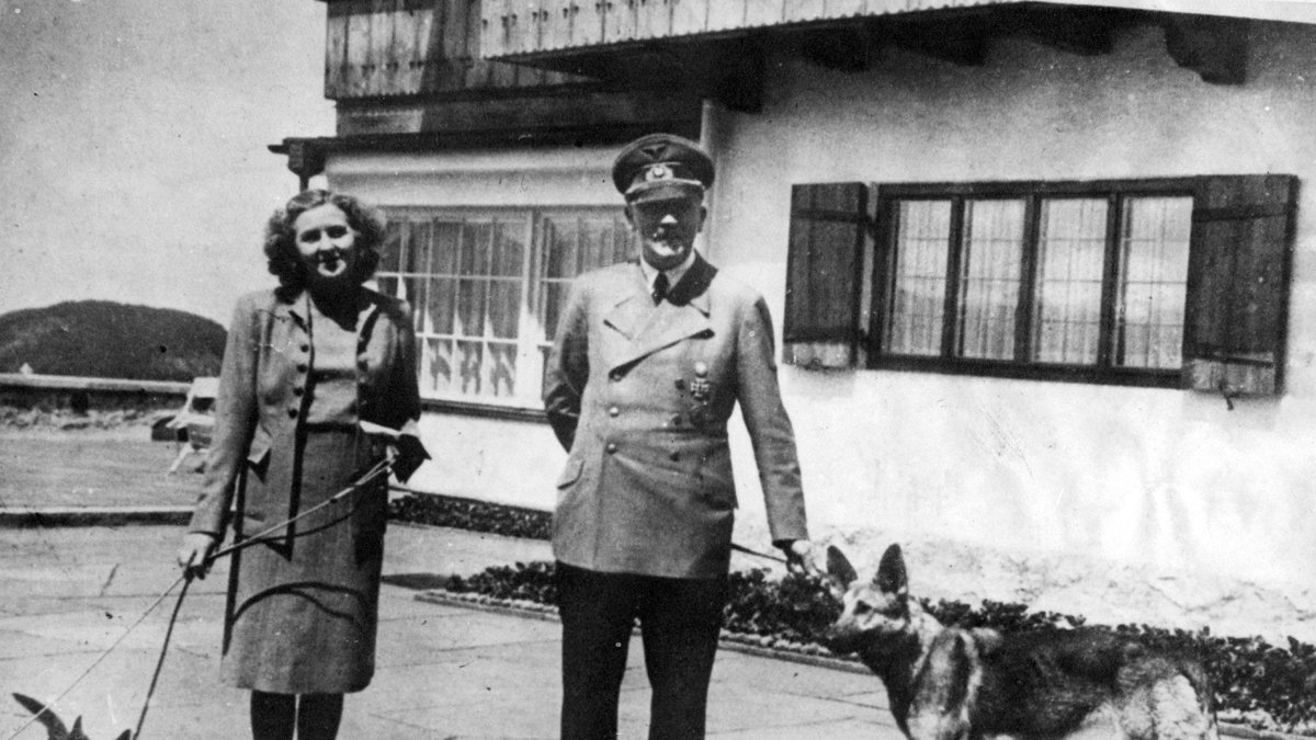 Hitler levde tillsammans med sin fru Eva Braun.